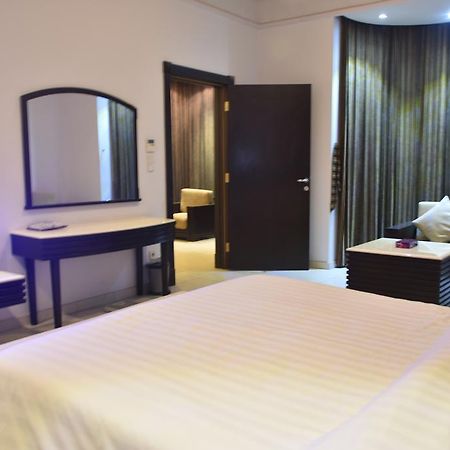 Al Tayyar Suites & Hotel Apartments - Rijad Zewnętrze zdjęcie
